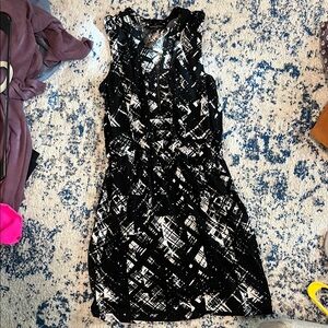 Black and White Sleeveless Dress